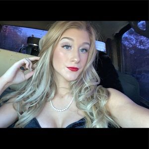 Meet your Posher, Kadence